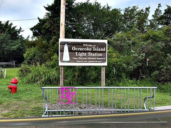 Ocracoke Island Lighthouse, visiting the Ocracoke Lighthouse, the 2nd oldest working lighthouse in the nation, US Coast Guard Run, Ocracoke Island, tourism, traveling, travel blogger, bucket list, lighthouse, kids, family, family adventure, trips, vacations, free, lighthouse road, dana vento