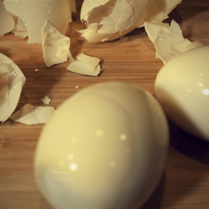 Instant Pot Hard-Boiled Eggs without shell 