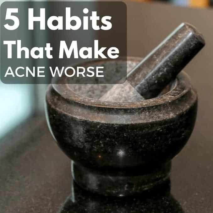 5 HABITS THAT MAKE ACNE WORSE, DIY, PINTEREST, SLEEP, SHEETS, SWEATY CLOTHING, NOT CLEAN, NOT ENOUGH SLEEP, DERMATOGIST NEEDED, FACE MASK, OVER SCRUBBING, DIY, DR, WHAT NOT TO DO, ACNE AND TEENS, ACNE AND ADULTS, PIMPLES, ZIT, WHITE HEADS, BLACKHEADS, SCRUBBING