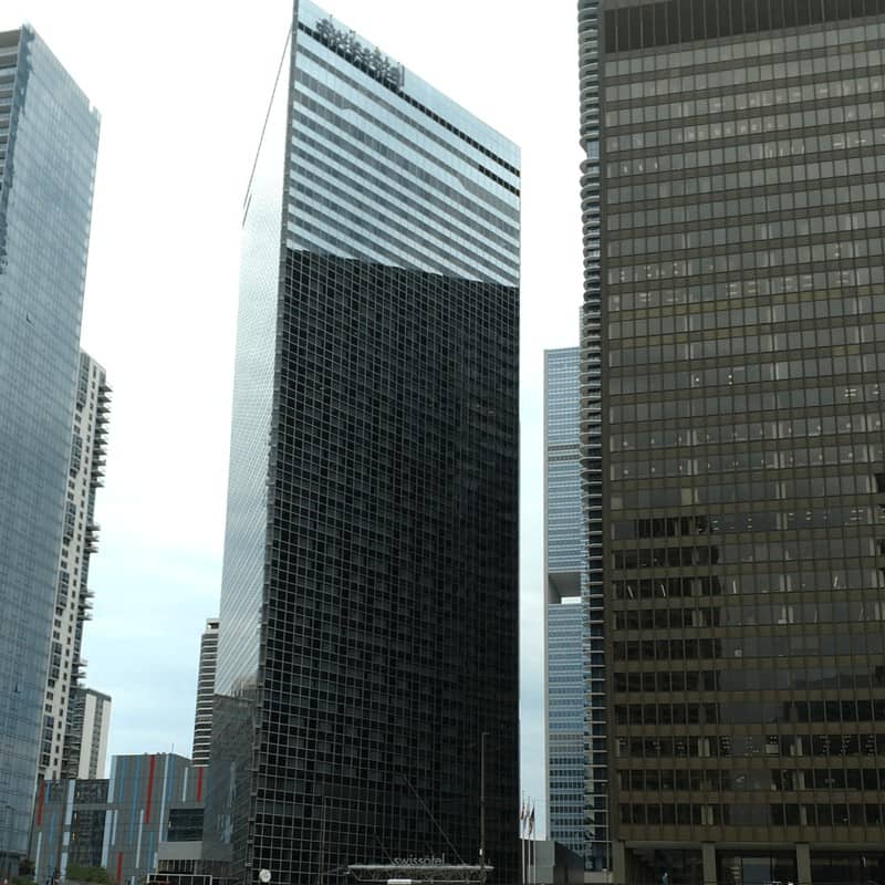 swissotel in Chicago, exterior of entire building 