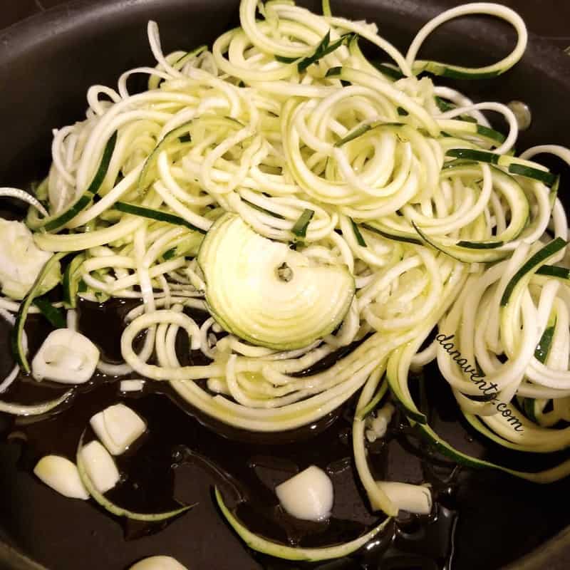 Aglio e oglio zoodles recipe, zoodles, zucchini noodles, veggies, no carbs, vegetables, no pasta, garlic, olive oil, hot pepper flakes, salt, pepper, shaved parmesan, fresh, spiralized, good eats, holidays, less carbs, trade out pasta, low glycemic, water veggie, Cooking, food, homemade, artisan, food prepared, prepared at home, how to, food diy, recipe, food recipe, food instructions, how to cook, food prep, greens, meatless, meat, food post, recipe post, diy post, kitchen, hands on, yummy, delicious, green and mean, fabulous food, easy to prepare, at home preparation, food prep in your home, you are the chef, go you, cooking recipes, edible, good eats, yummy, instant food, instant good, meals at home, dinner, lunch, side dishes, picnics, parties, Good eats, allergen friendly dining, eating out with allergies, brunch food, lunch food, lively libations, coffee and alcohol, sandwiches, platters, large servings, destination, yummy, fabulous food, food fresh prepped, the Chef does it all