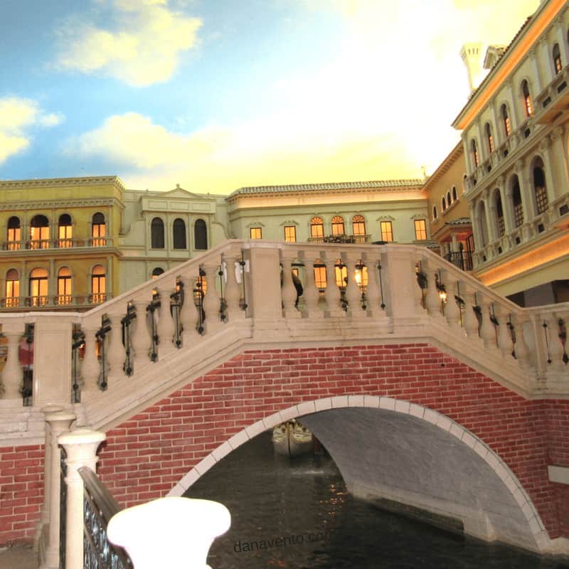 Vegas Canal Shoppes Gonadola Bridge 
