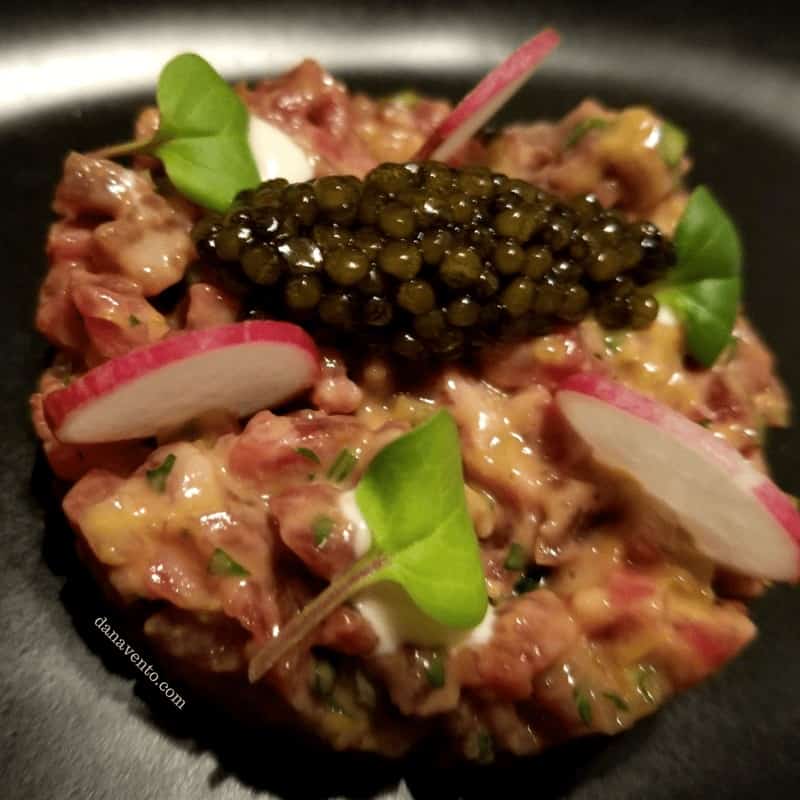  Wagyu Beef Tartare \ Kaluga caviar, truffle aioli. 