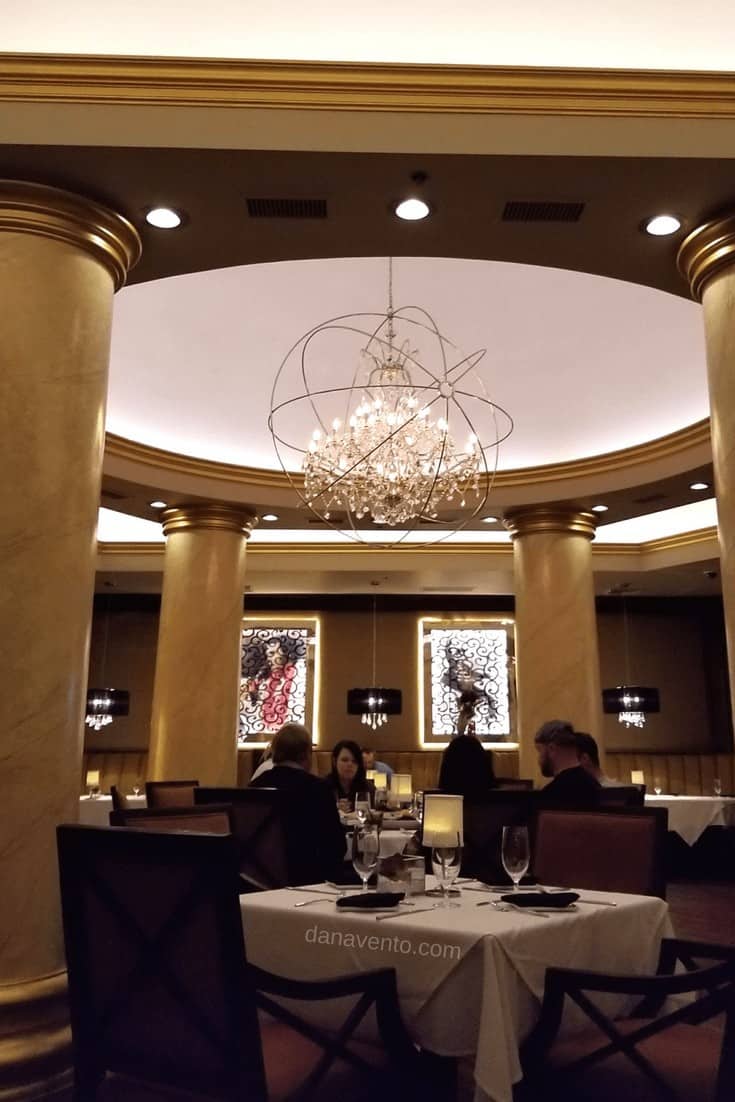 Spectacular American Steakhouse In Vegas dress up 