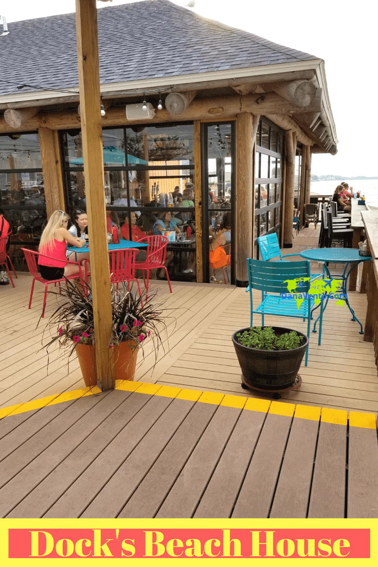 beachfront dining near the hotels in Port Clinton Ohio