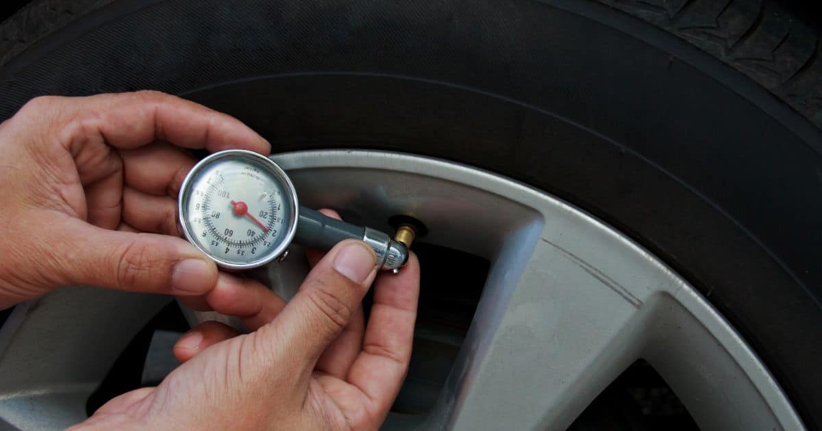 tire gauge that is not a digital tire pressure gauge