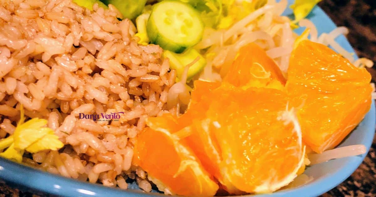1 Unofficial Easy Noom Green Meal Recipe You Have To Try  with fresh citrus and whole grain rice