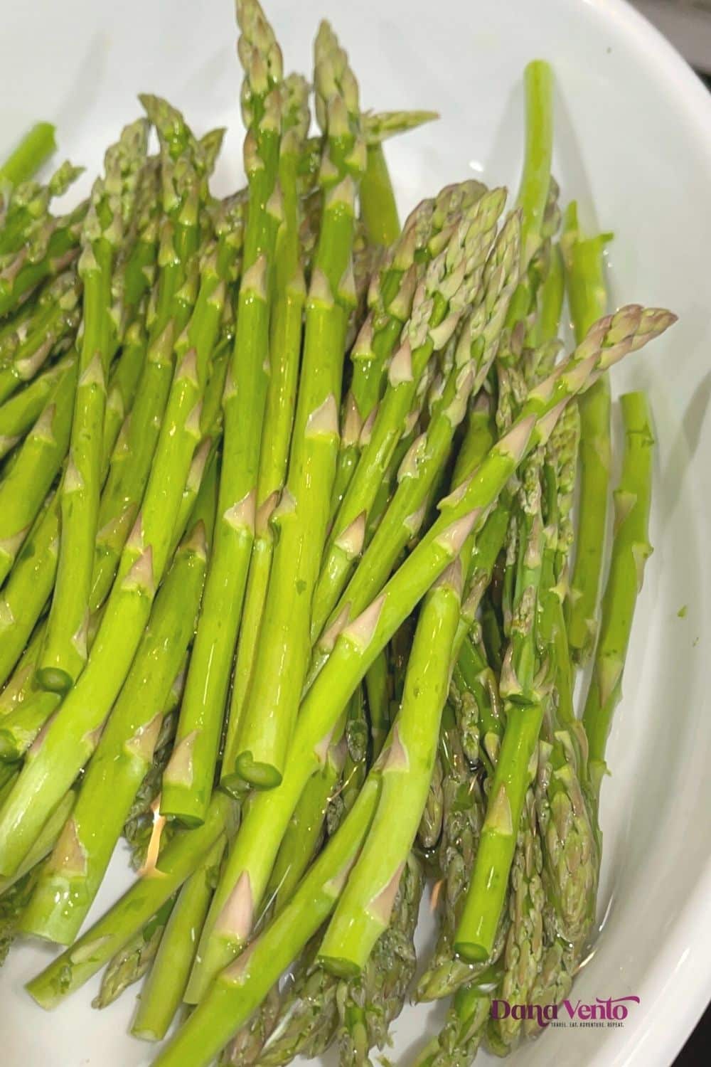 uncooked asparagus for Asparagus Parmesan Soup