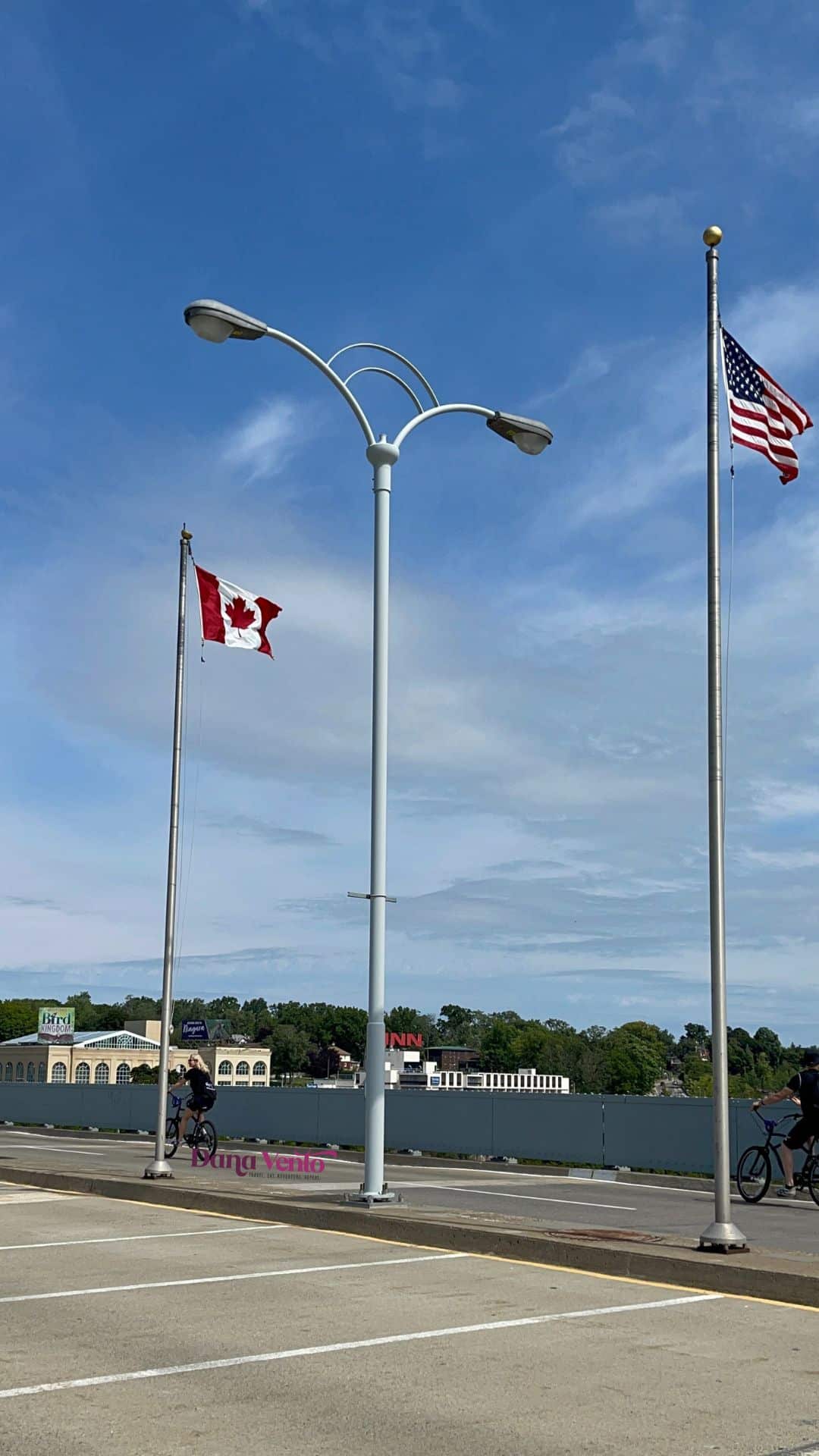 Niagara Falls Border Crossing 1 2