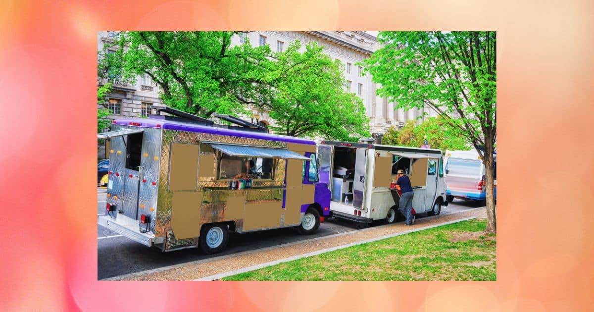 Food trucks in DC for lunch after touring